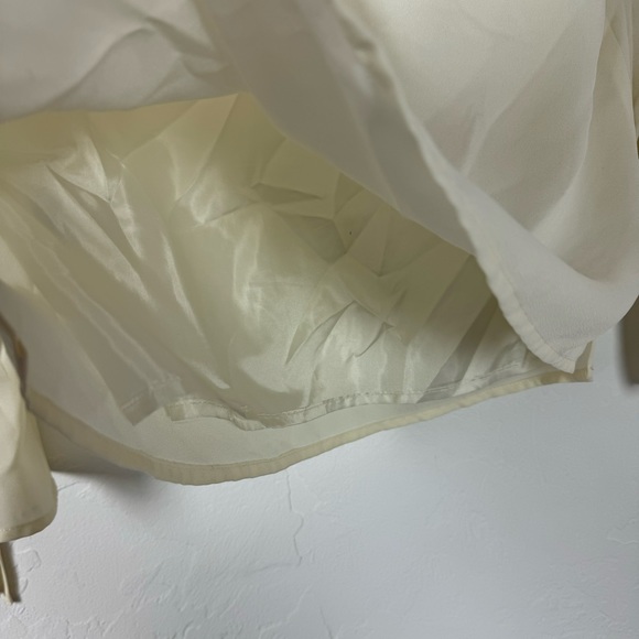 J Crew Blouse Shirt Top Bow Sleeve Solid Ivory White Cream Lined V Neckline Knit - Picture 7 of 8